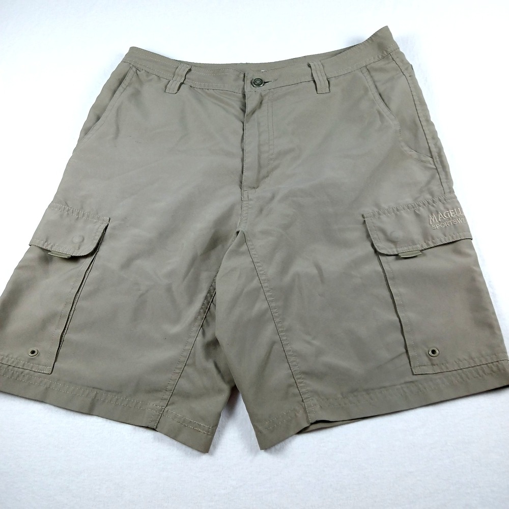 Magellan Sportsman Cargo Shorts Men 32 Khaki Outdoors Fishing Hiking Casual